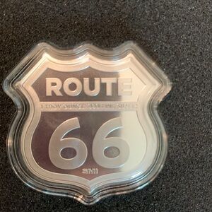 Route 66 coin one ounce.999 silver coin Missouri state Gateway arch